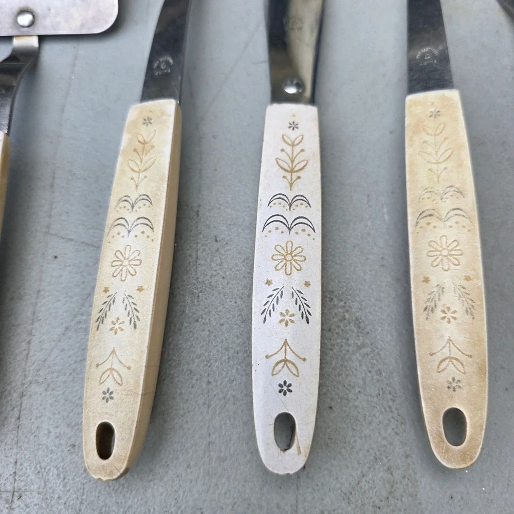 Vintage Ekco Flint 6pc Kitchen Utensil Set Floral Wheat Melamine Handles USA